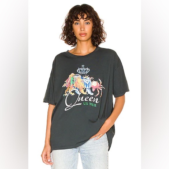 Daydreamer Queen US Tour Tee - Picture 7 of 7